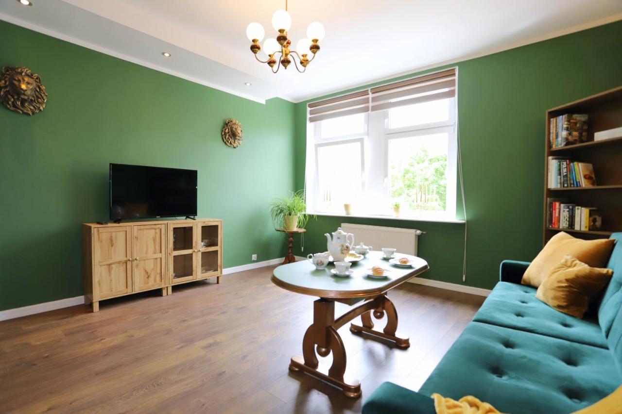 Apartament Stary Zdroj Wałbrzych Kültér fotó